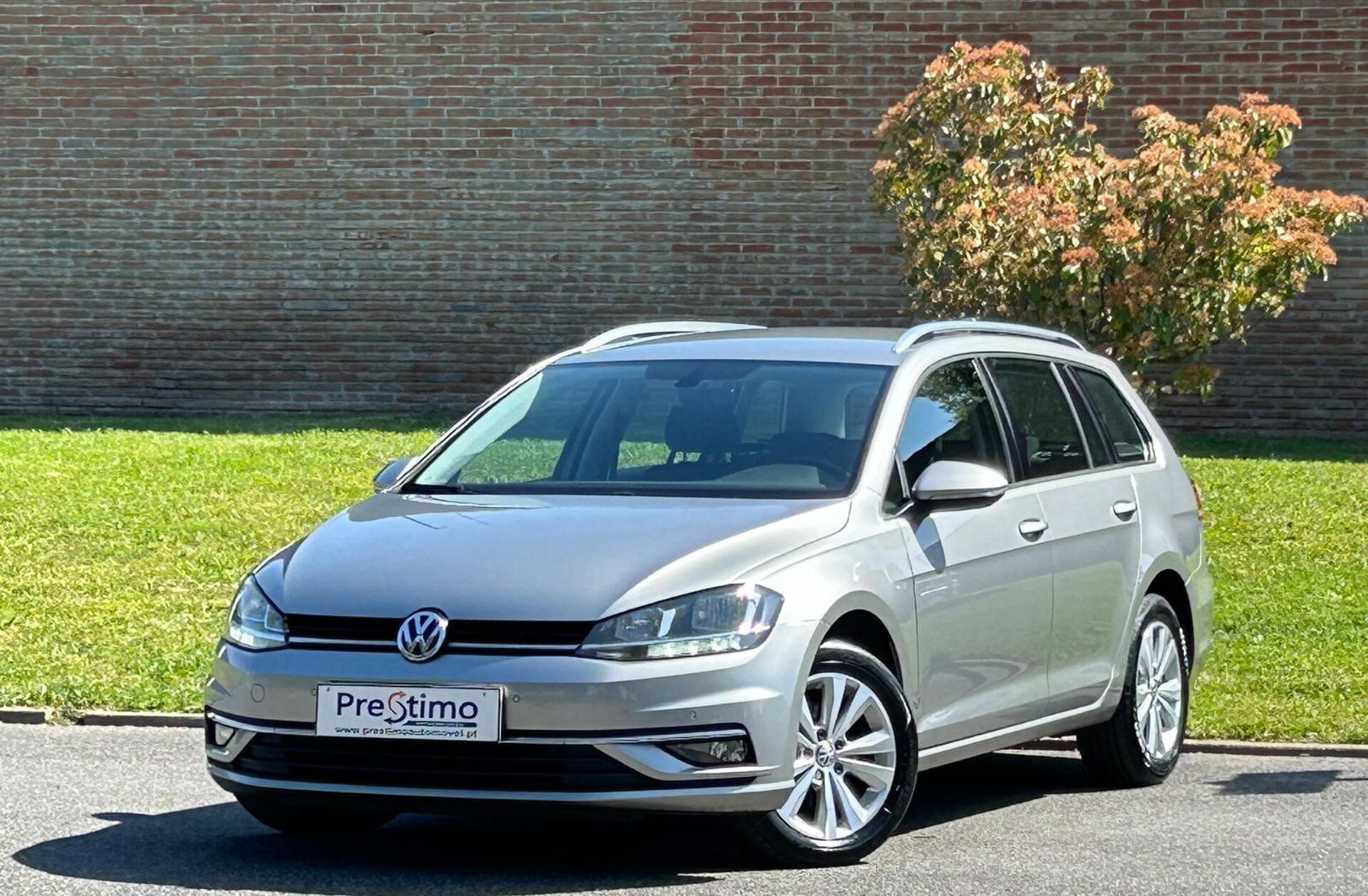 VOLKSWAGEN Golf V.1.6 TDI Confortline