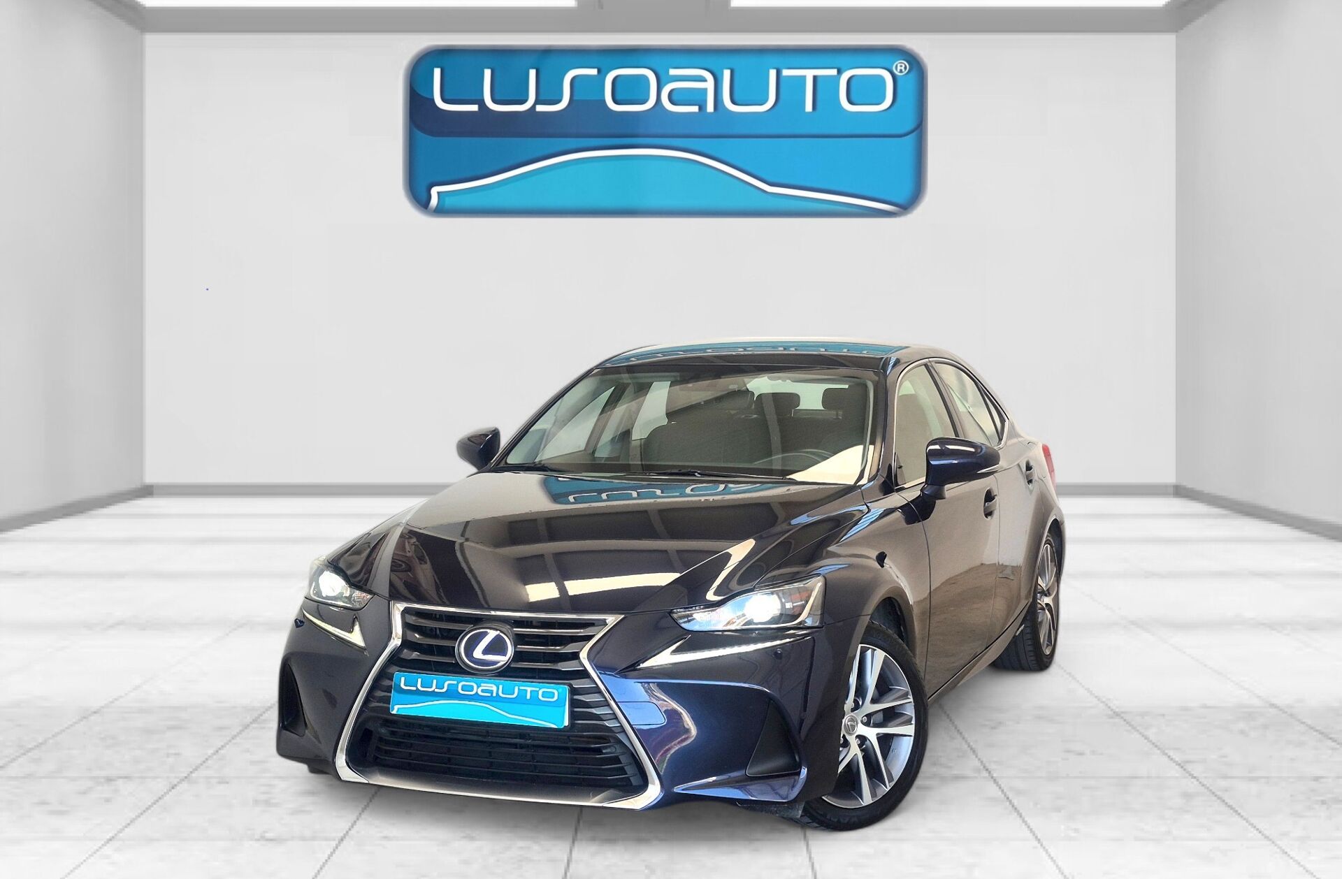 LEXUS IS 300h F Sport+