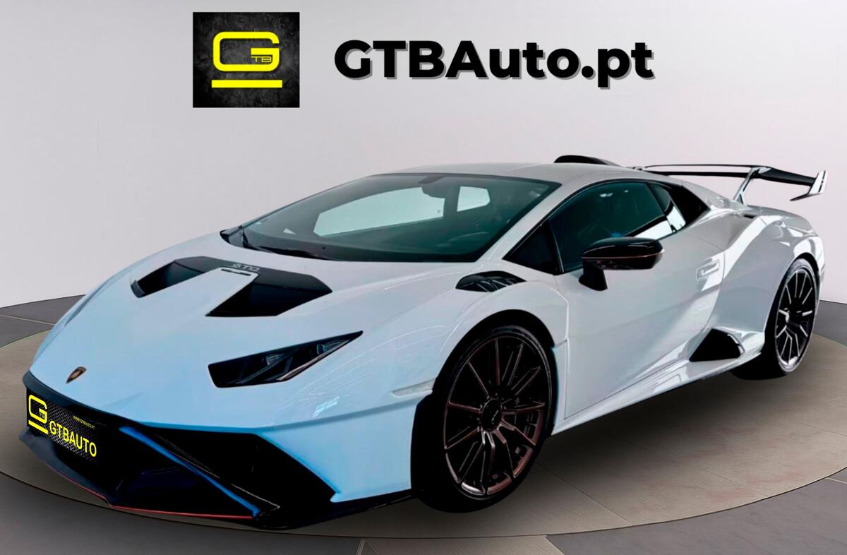 LAMBORGHINI Huracán STO