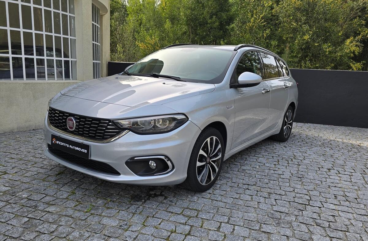FIAT Tipo 1.6 M-Jet Lounge DCT