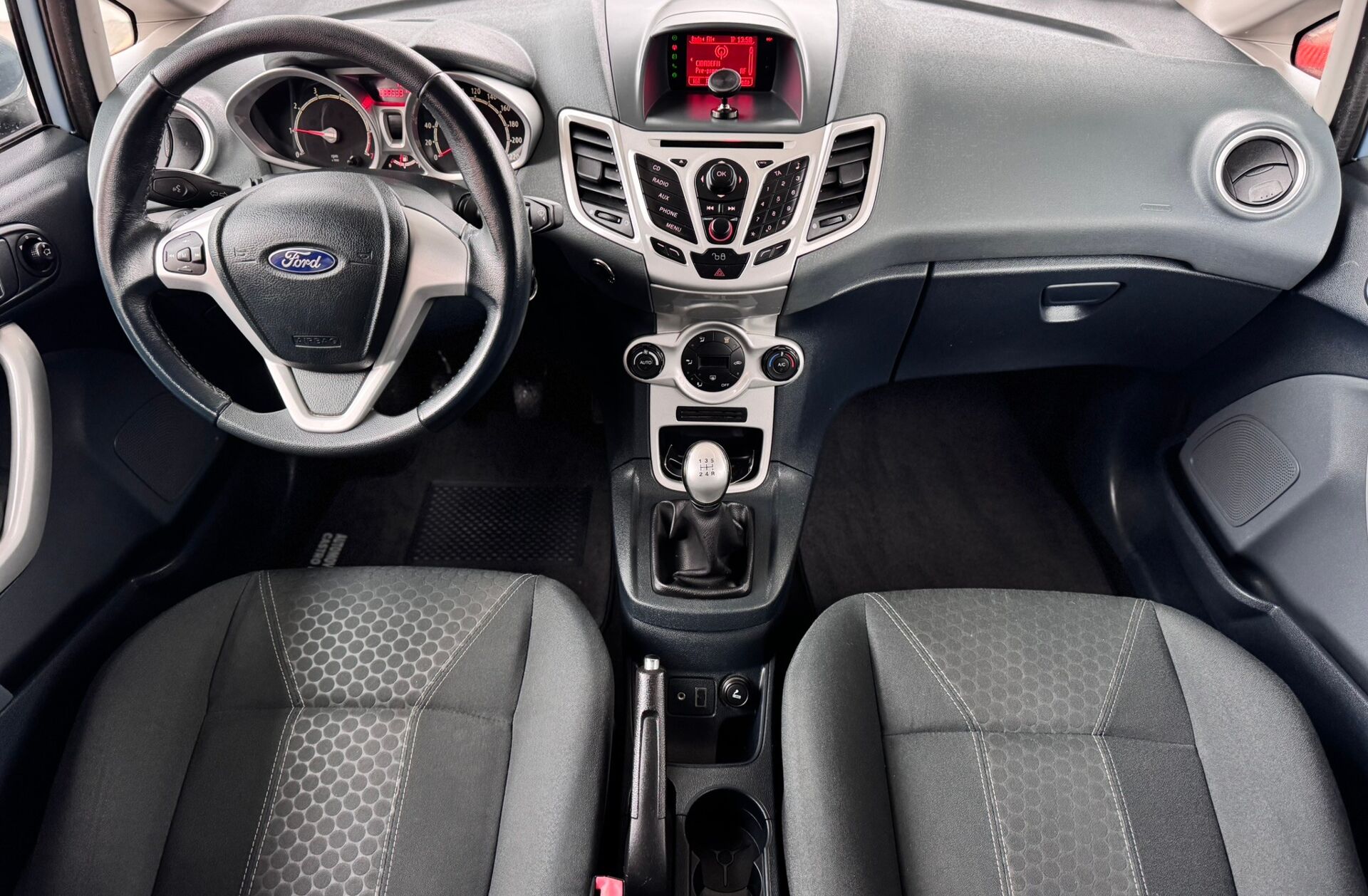 FORD Fiesta 1.25 Titanium