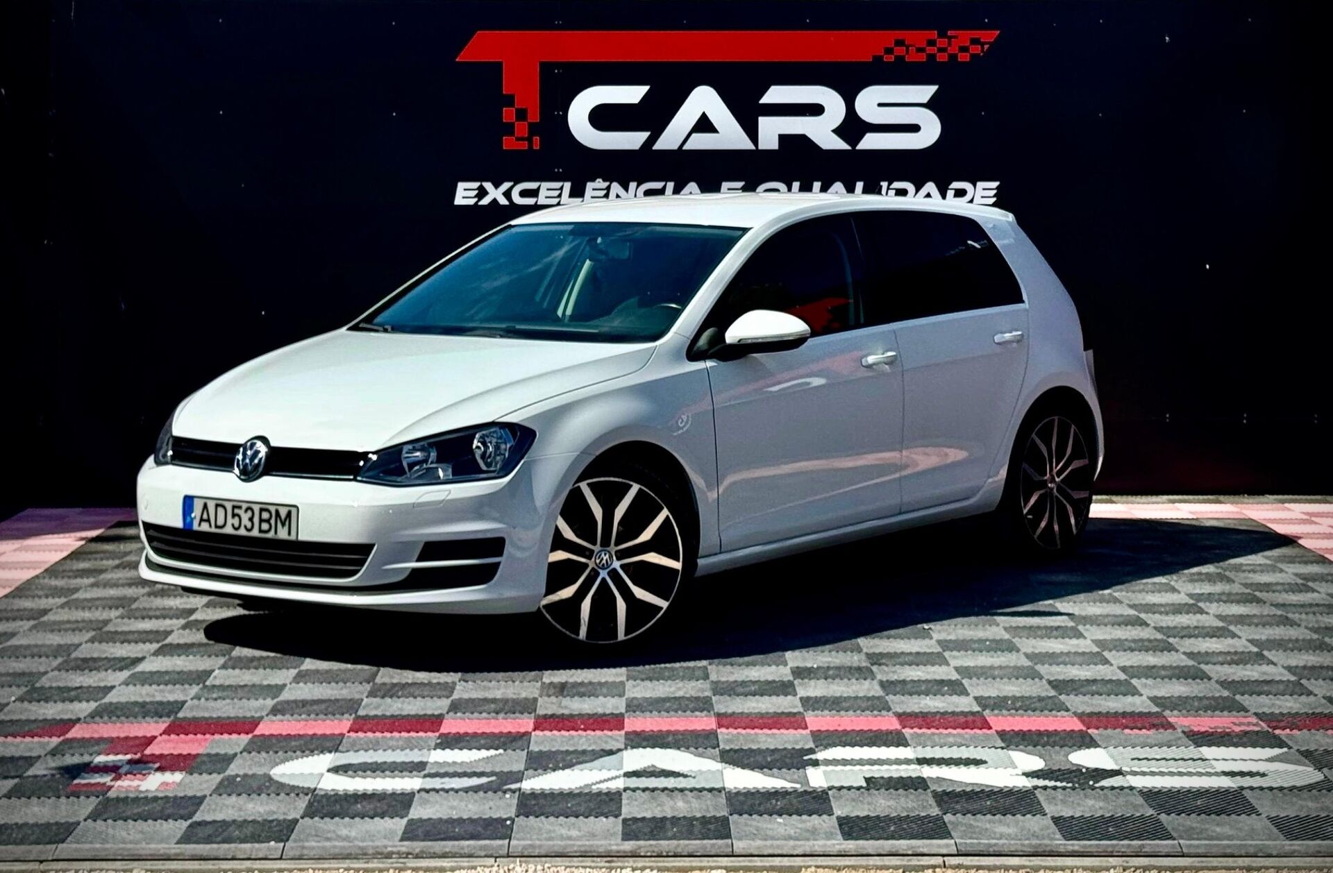 VOLKSWAGEN Golf 1.6 TDi BlueMotion Trendline