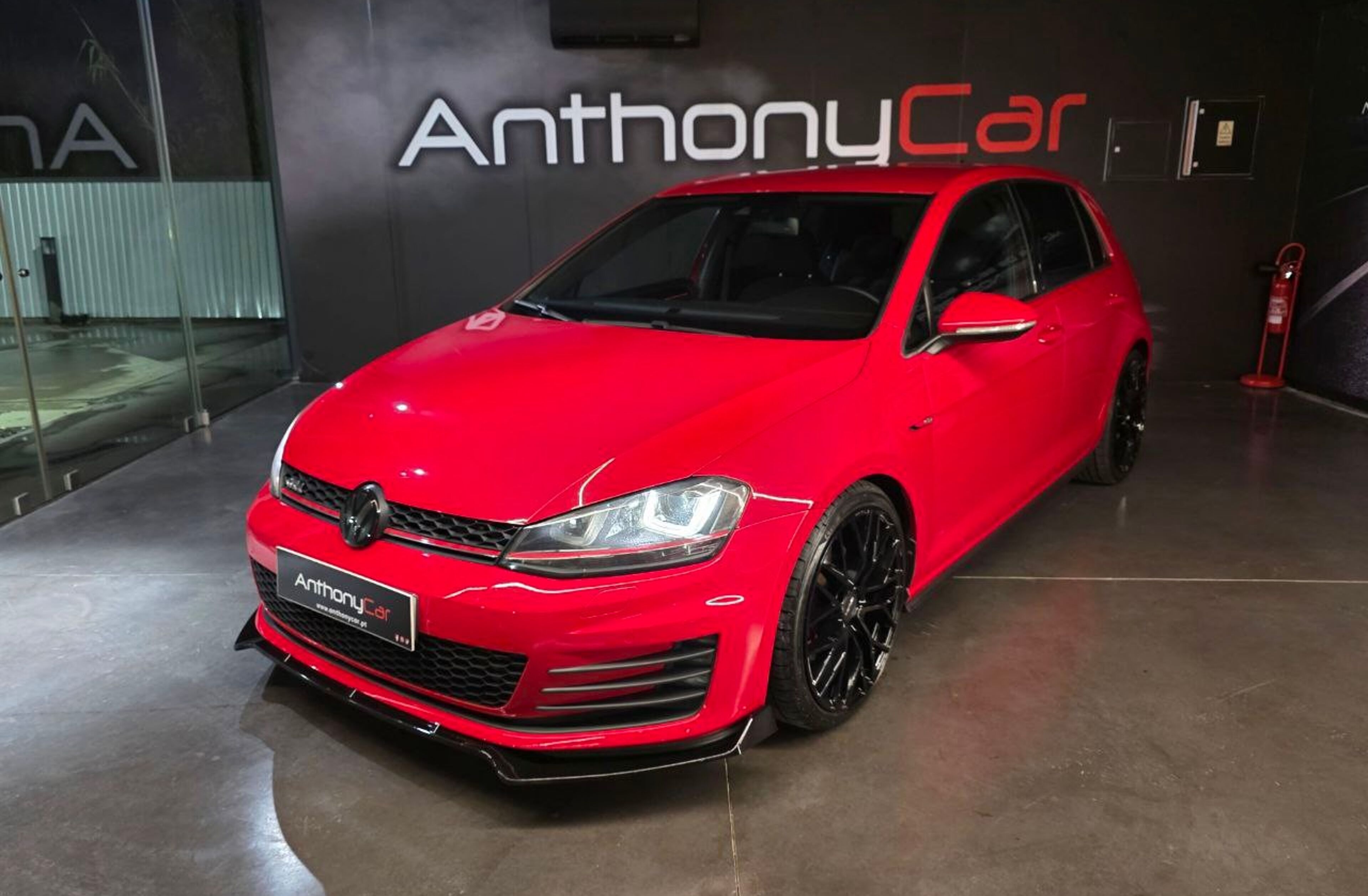 VOLKSWAGEN Golf 2.0 TSi GTi DSG