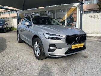 VOLVO XC60 2.0 B4 Momentum Plus