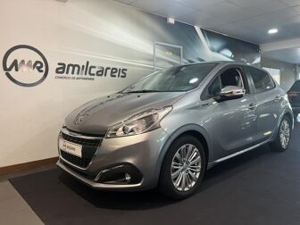 PEUGEOT 208 1.2 PureTech Signature