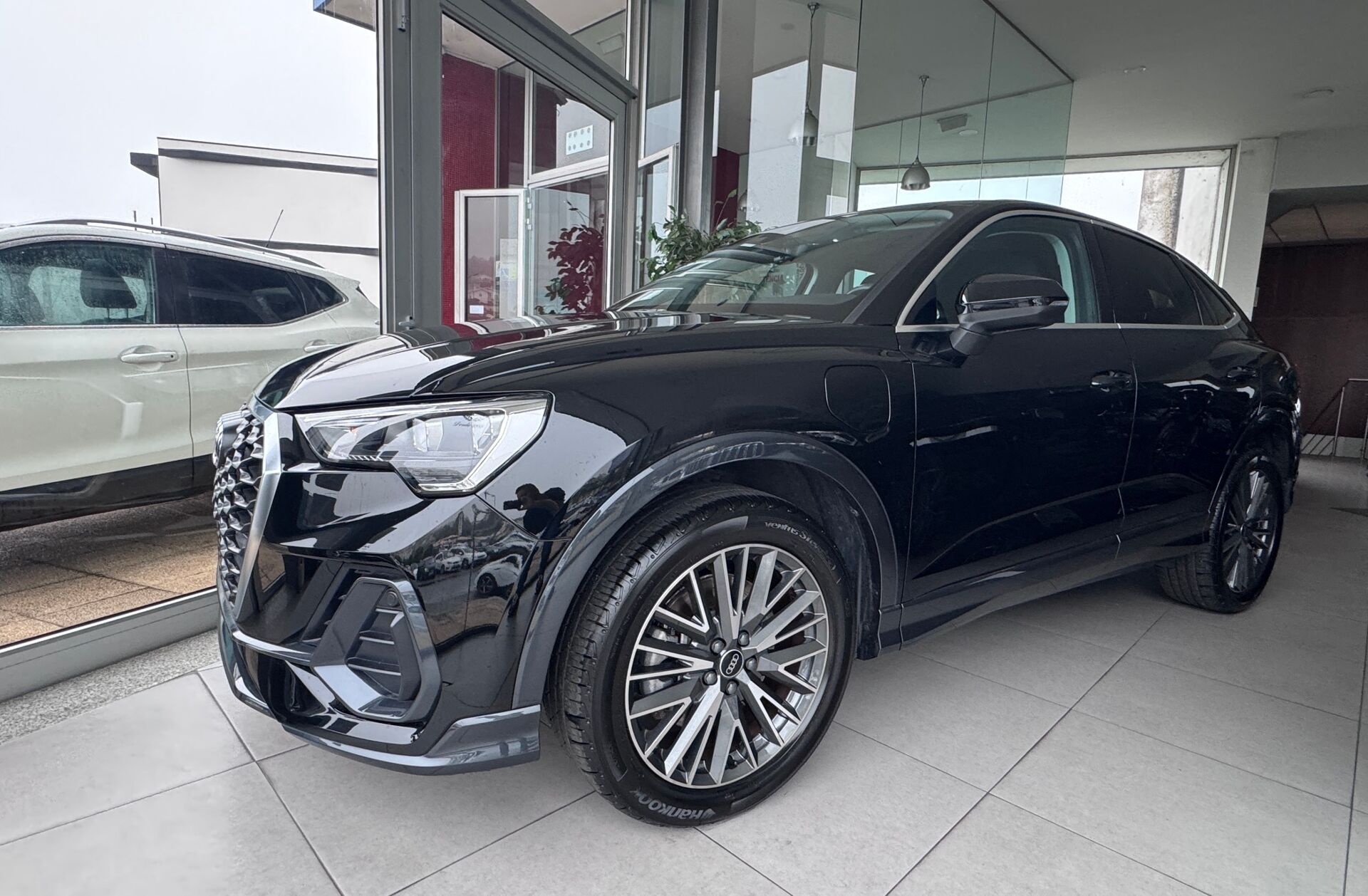 AUDI Q3 45 TFSIe S tronic