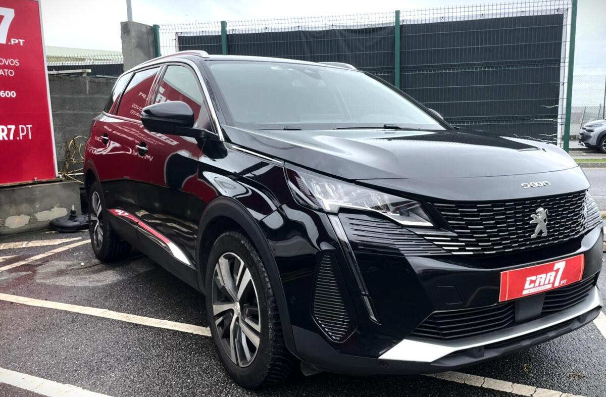 PEUGEOT 5008 1.5 BlueHDi Allure Pack EAT8