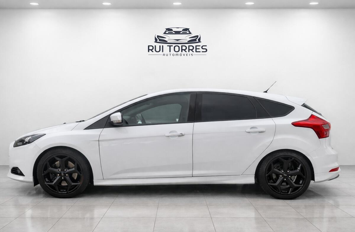 FORD Focus 2.0i ST