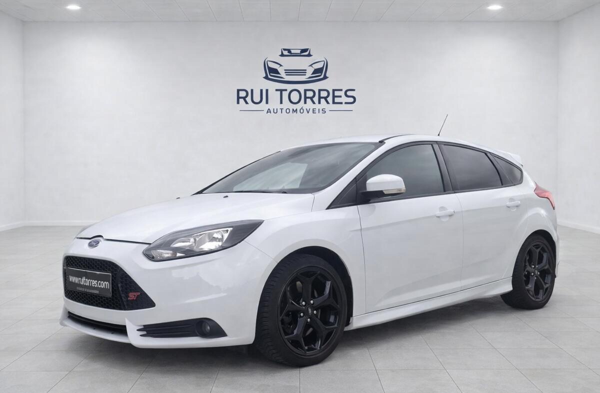 FORD Focus 2.0i ST