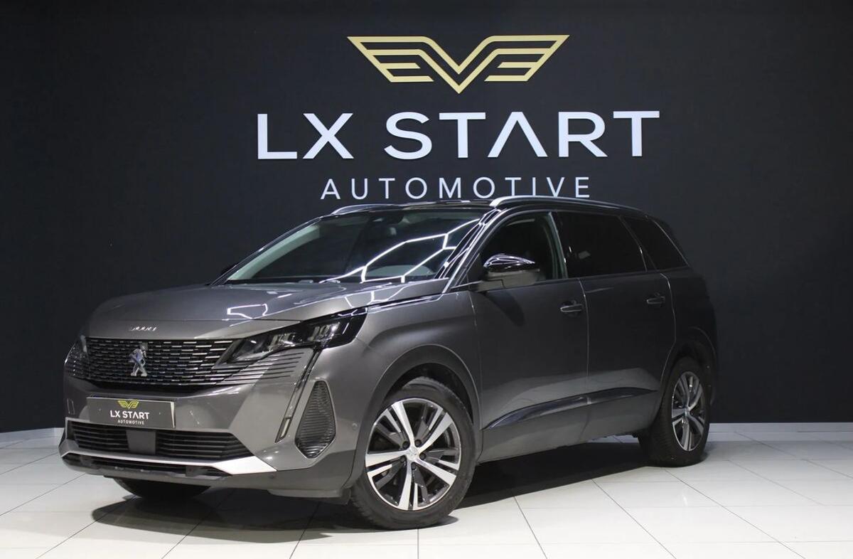 PEUGEOT 5008 1.2 PureTech Allure Pack EAT8