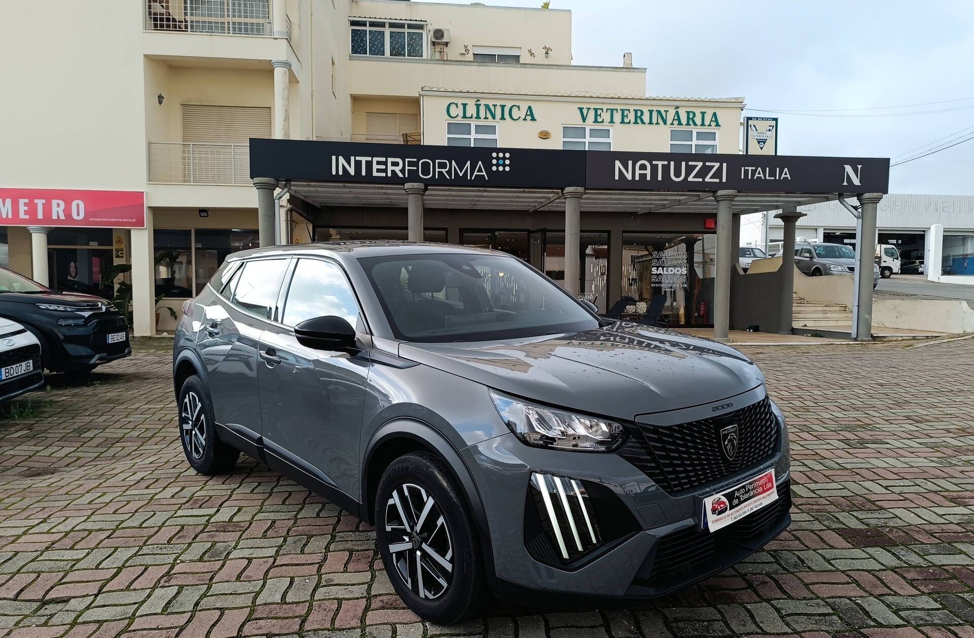 PEUGEOT 2008 1.2 PureTech GT