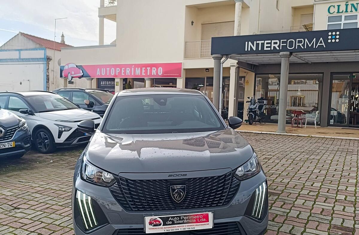 PEUGEOT 2008 1.2 PureTech GT