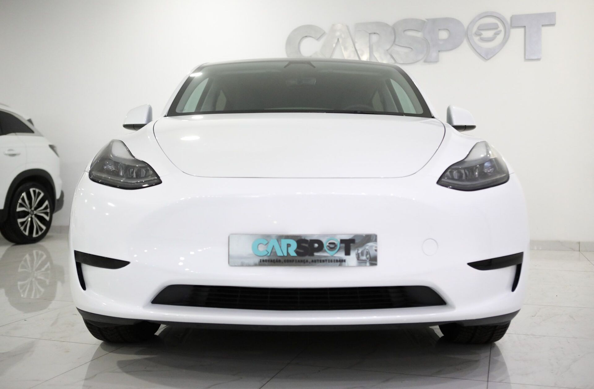 TESLA Model Y Tração Traseira