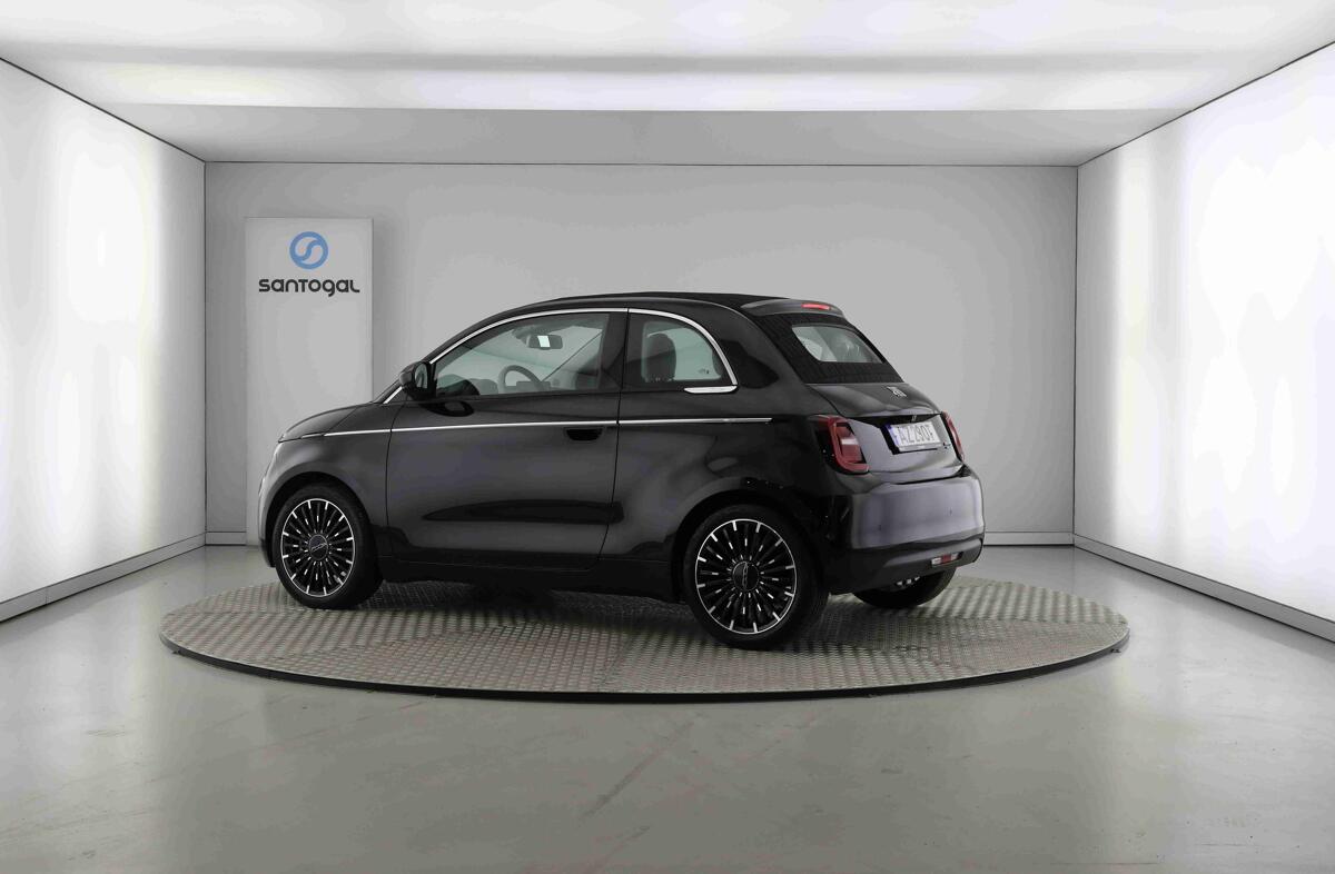 FIAT 500 42 kWh La Prima by Bocelli
