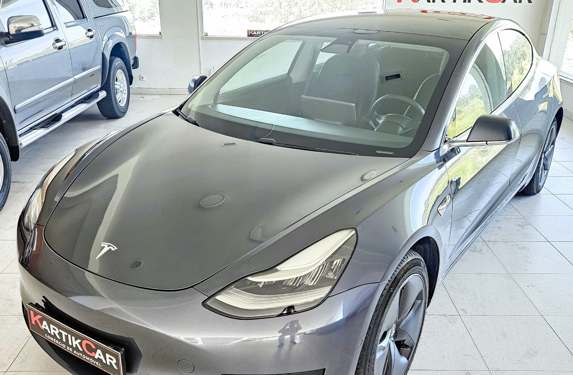 TESLA Model 3 Standard Range Plus RWD