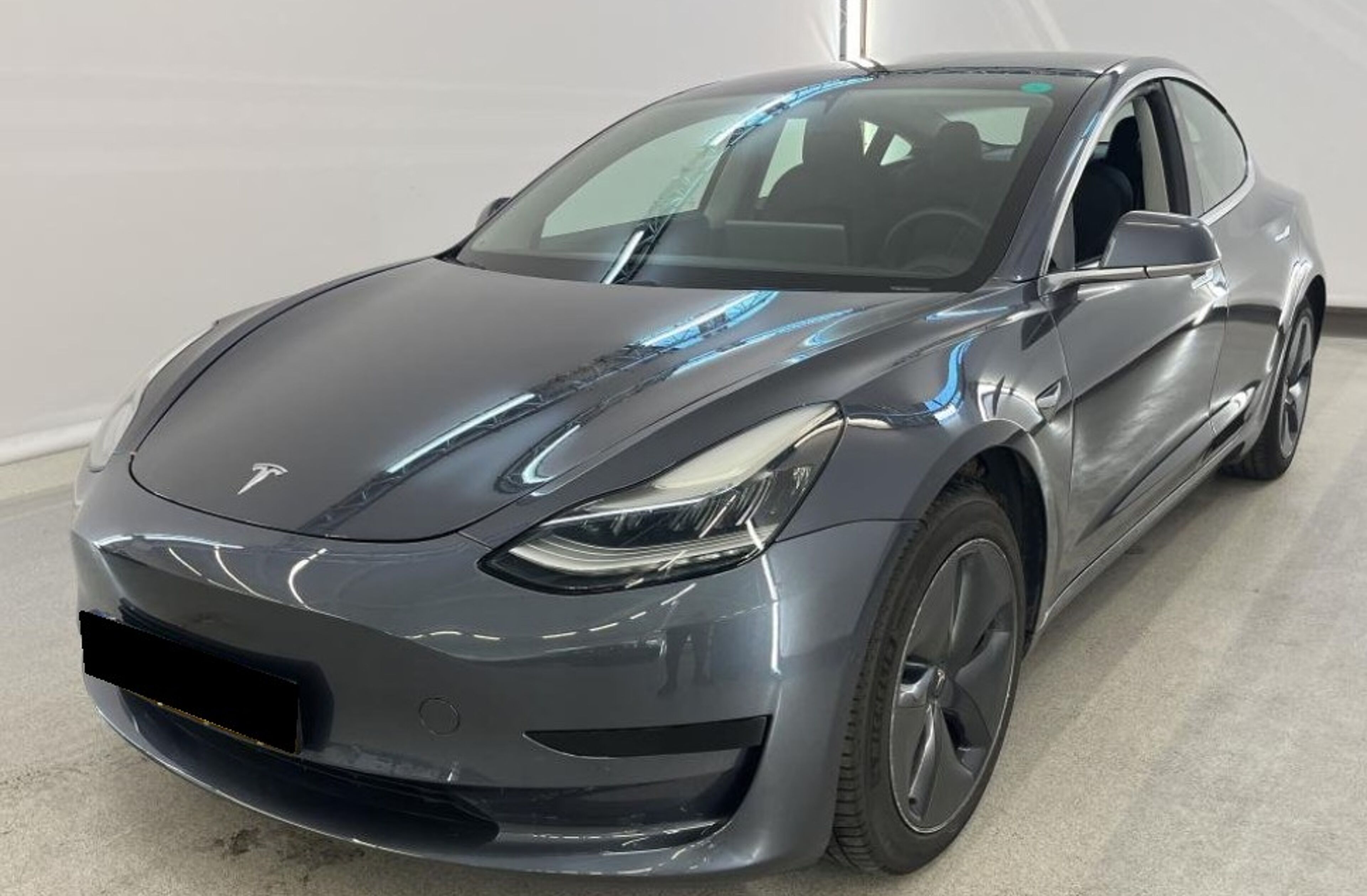 TESLA Model 3 Standard Range Plus RWD