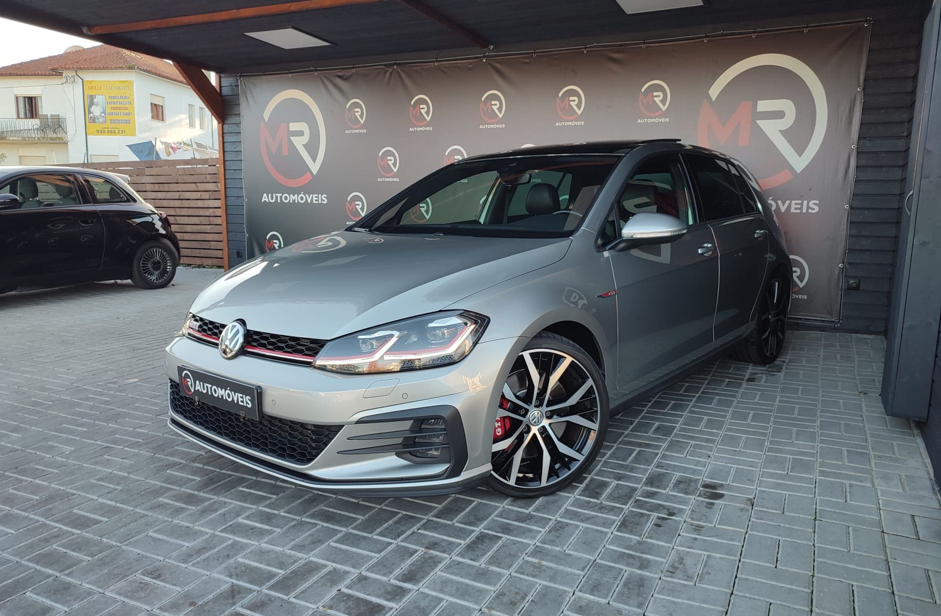 VOLKSWAGEN Golf 2.0 TSI GTI DSG Performance
