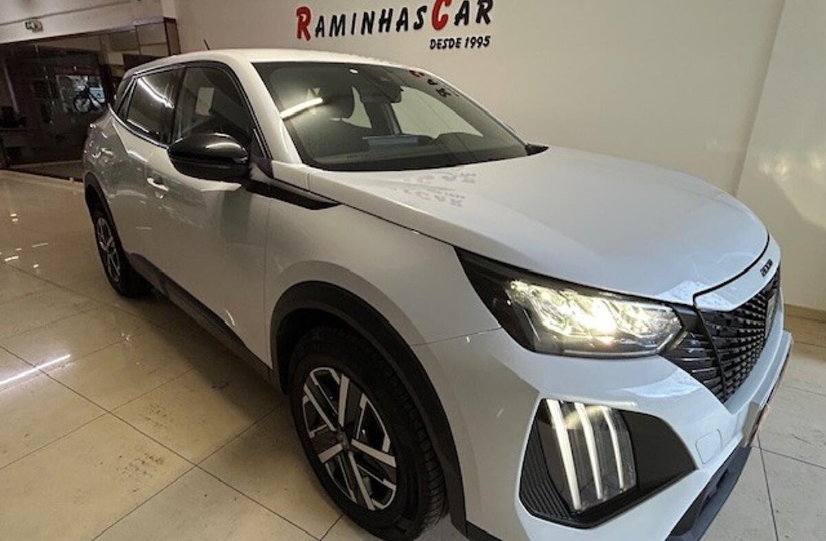 PEUGEOT 2008 1.2 PureTech Allure Pack