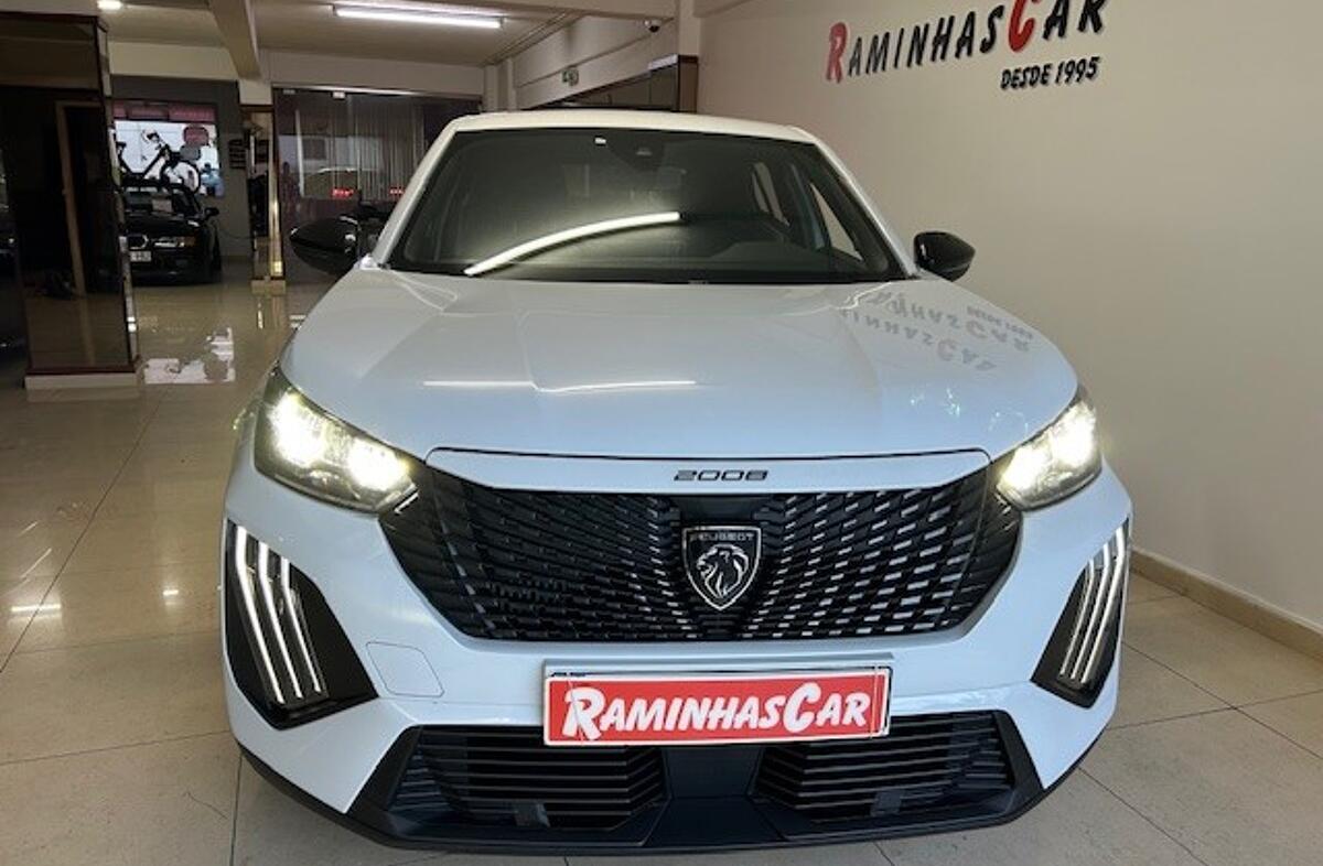 PEUGEOT 2008 1.2 PureTech Allure Pack