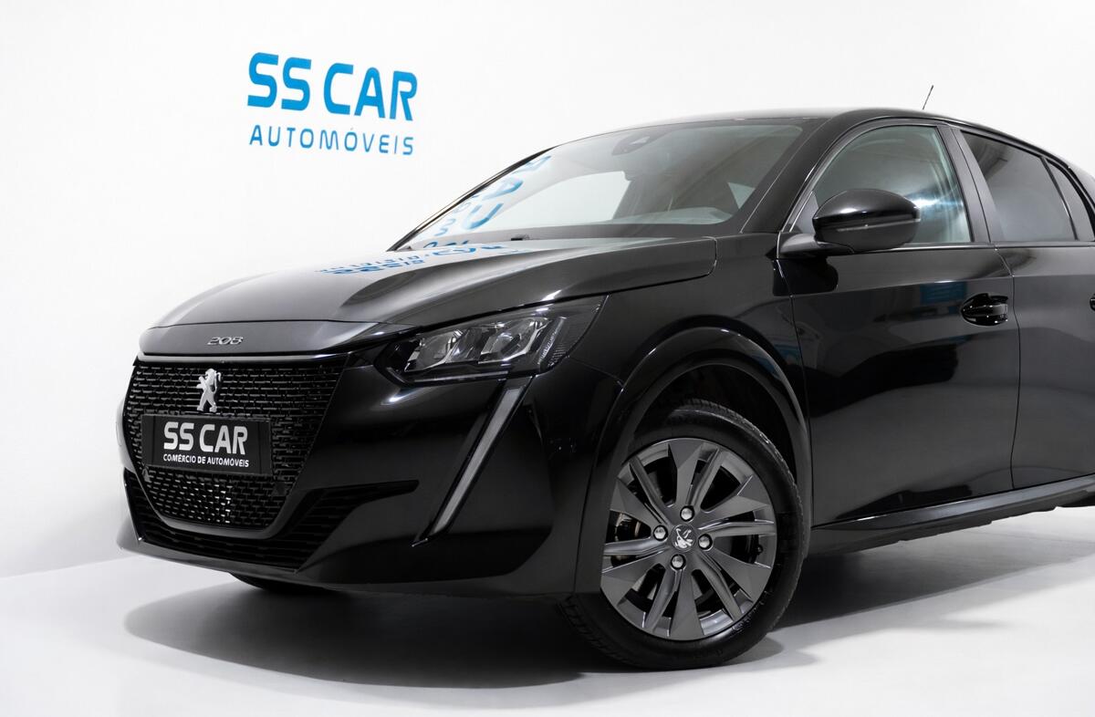 PEUGEOT 208 e- 51 kWh GT