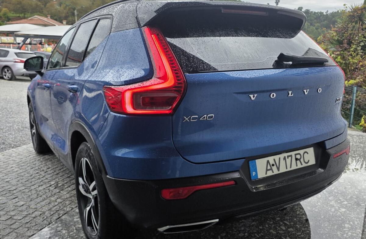 VOLVO XC40 2.0 D3 R-Design Geartronic