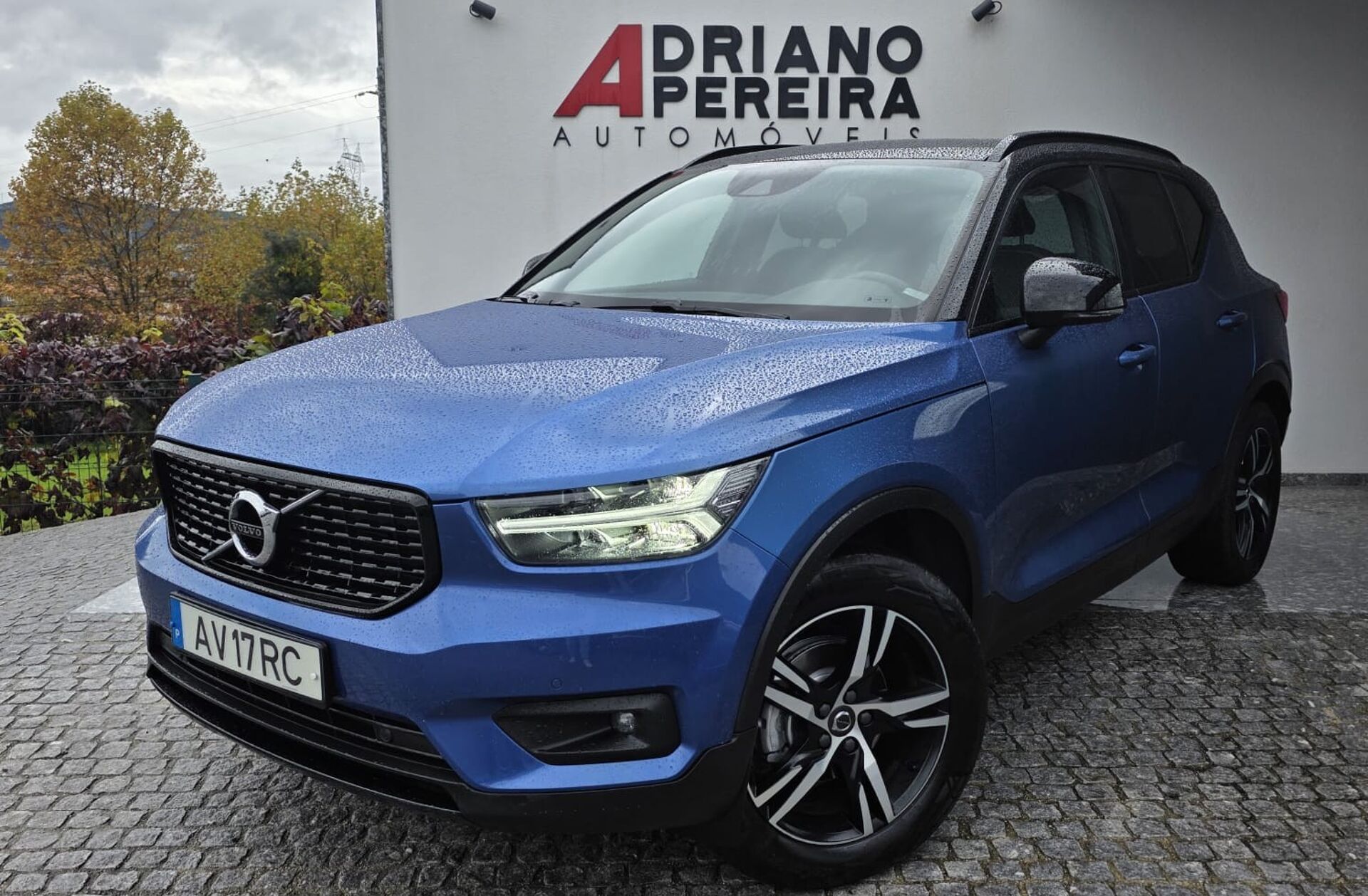 VOLVO XC40 2.0 D3 R-Design Geartronic