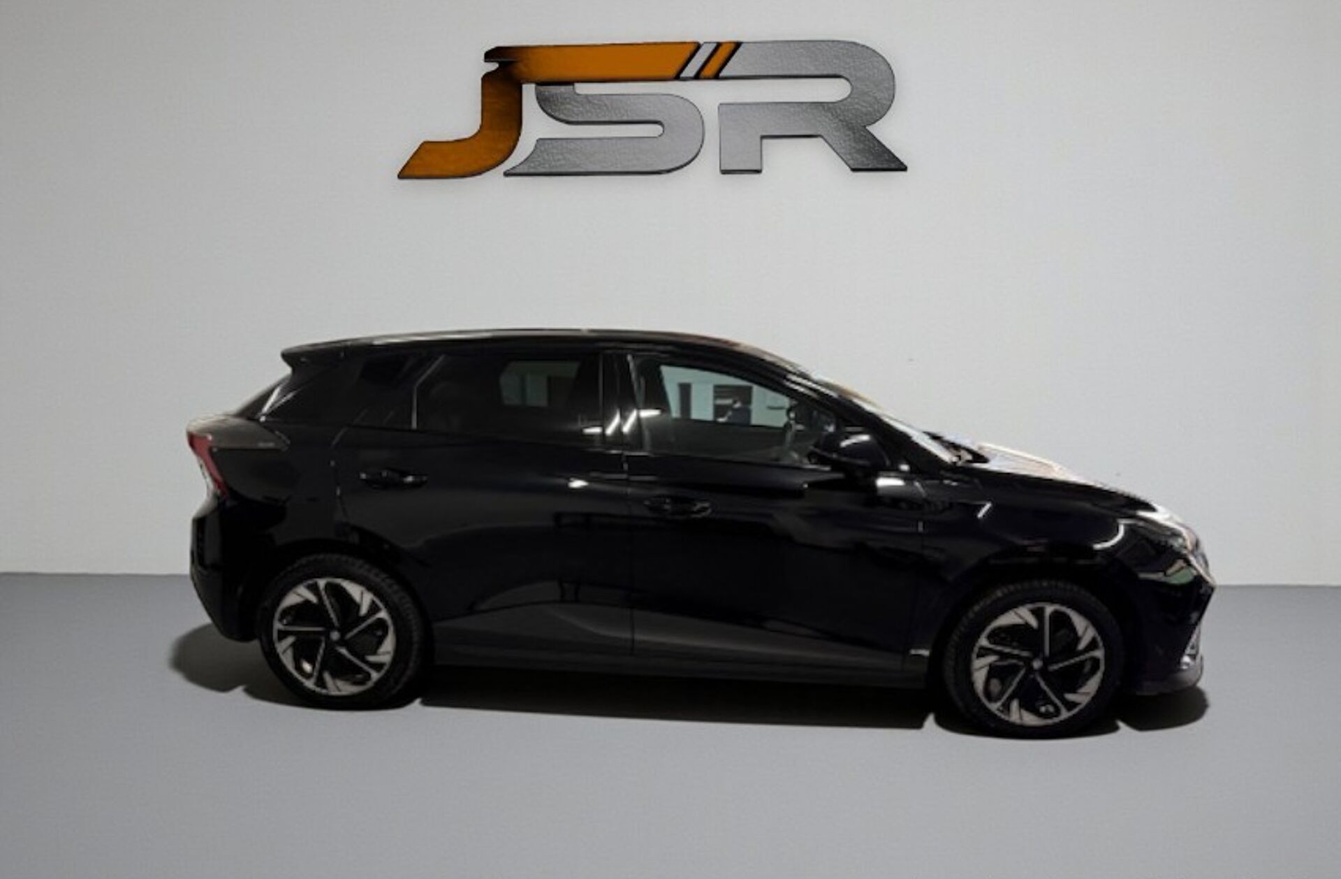 MG MG4 64 kWh Luxury