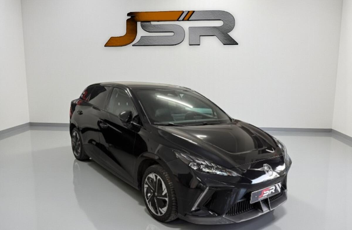 MG MG4 64 kWh Luxury