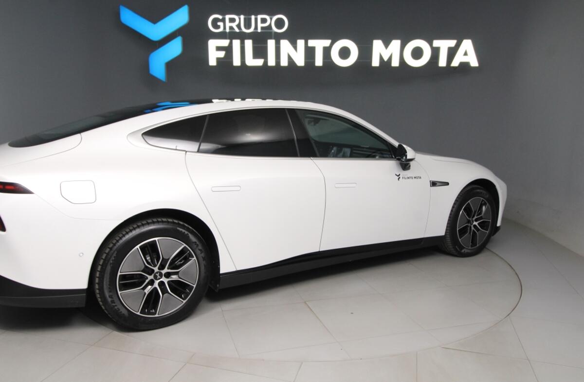 XPENG P7i 86.2 kWh Long Range