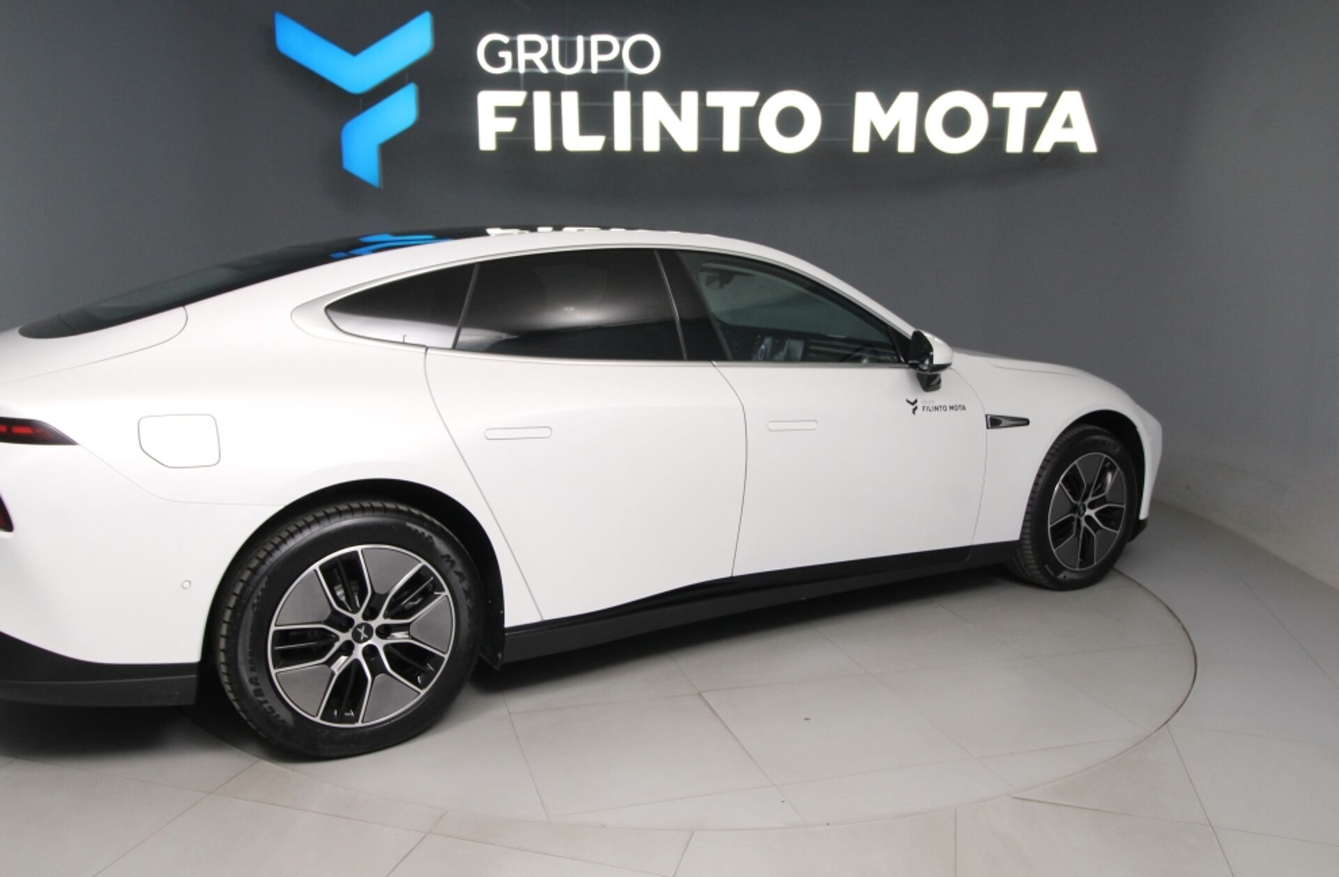 XPENG P7i 86.2 kWh Long Range