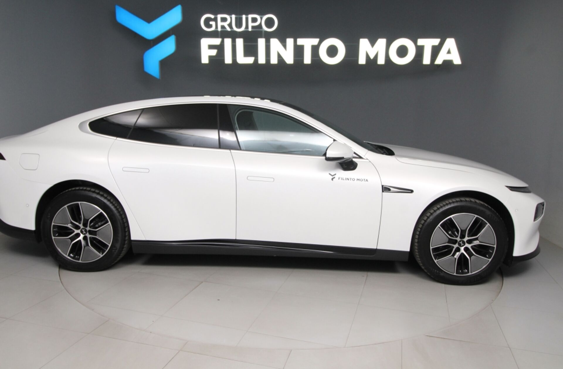 XPENG P7i 86.2 kWh Long Range