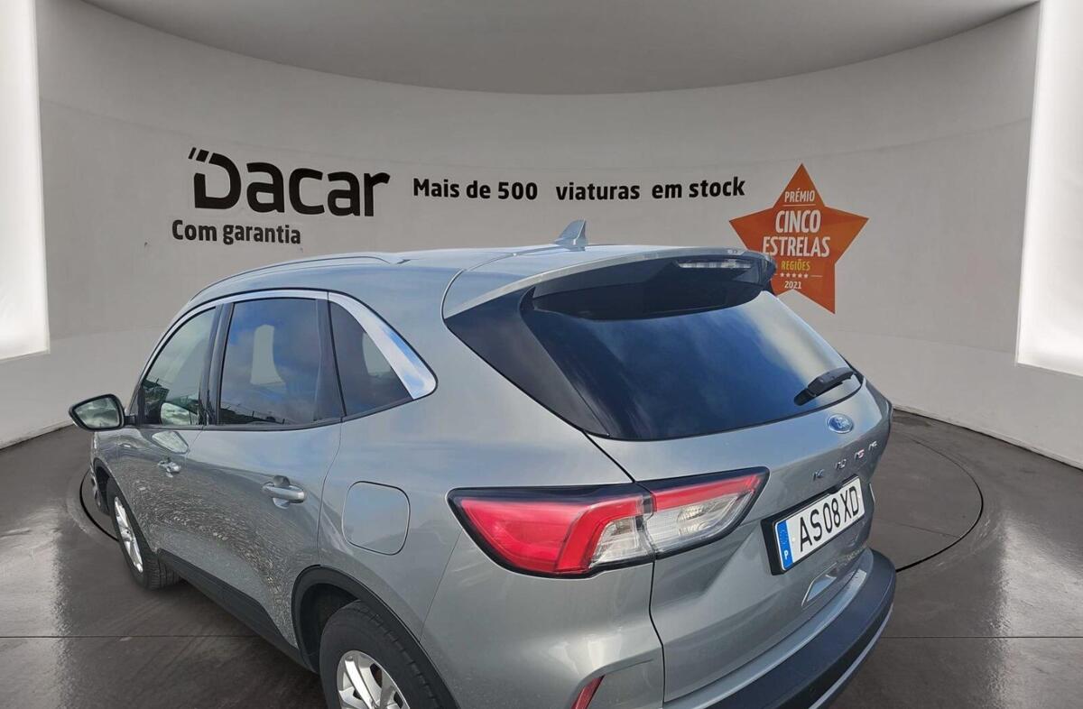 FORD Kuga 1.5 TDCi EcoBlue Titanium