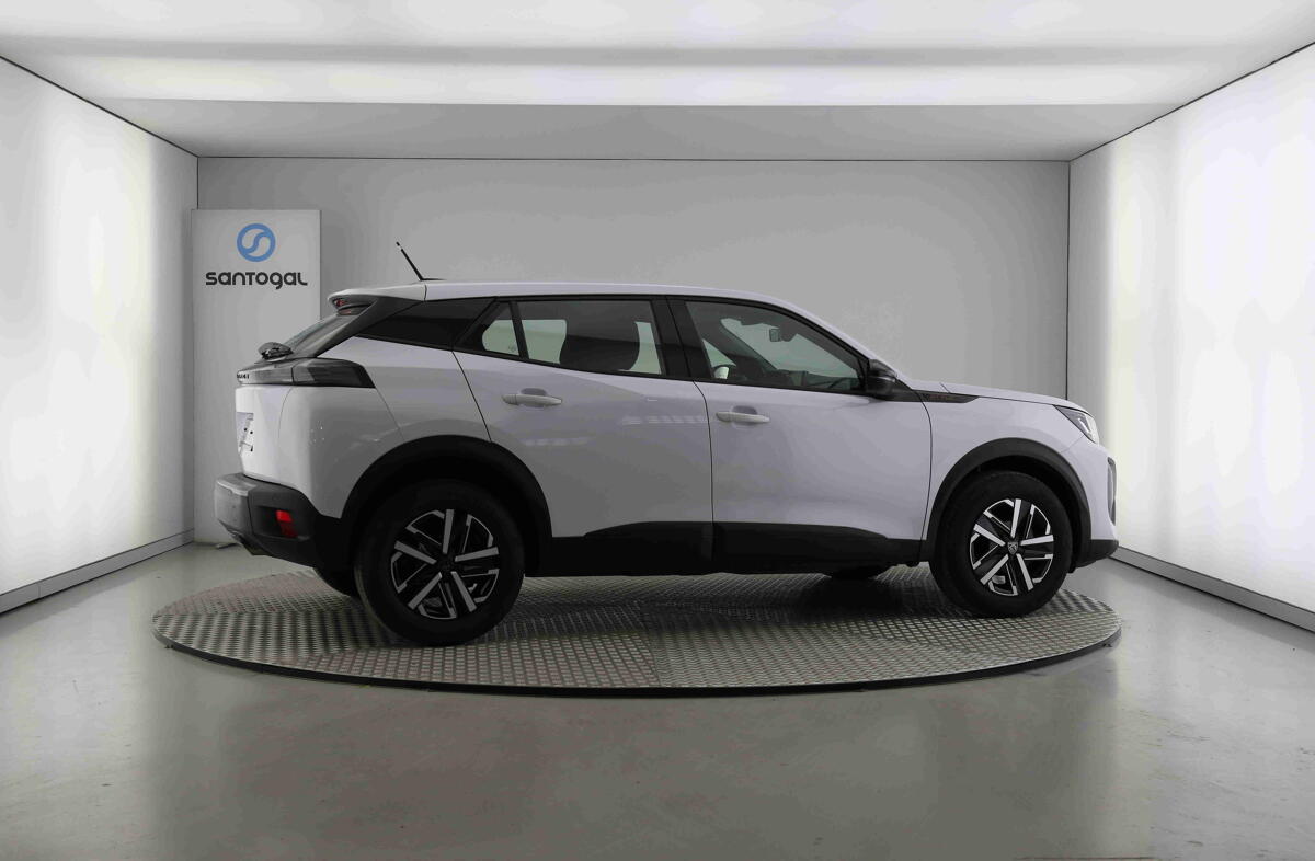 PEUGEOT 2008 1.2 PureTech Style