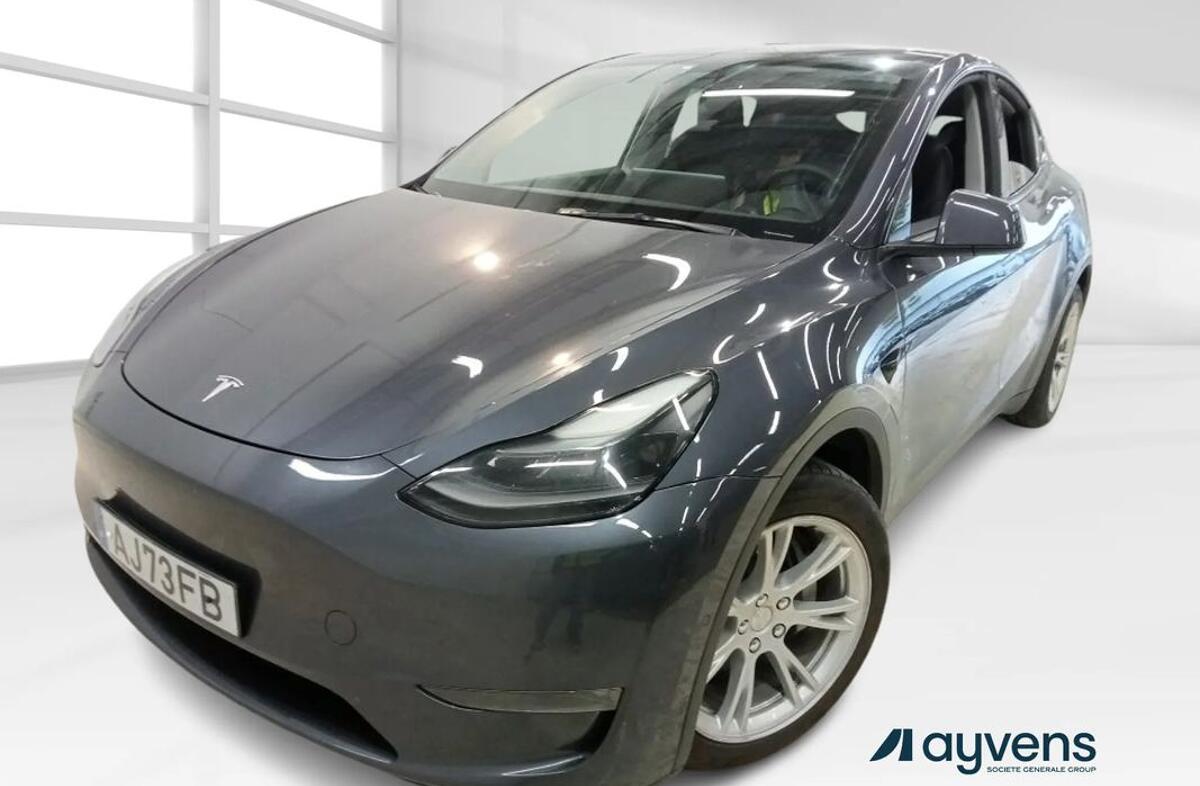 TESLA Model Y Long Range Tração Integral