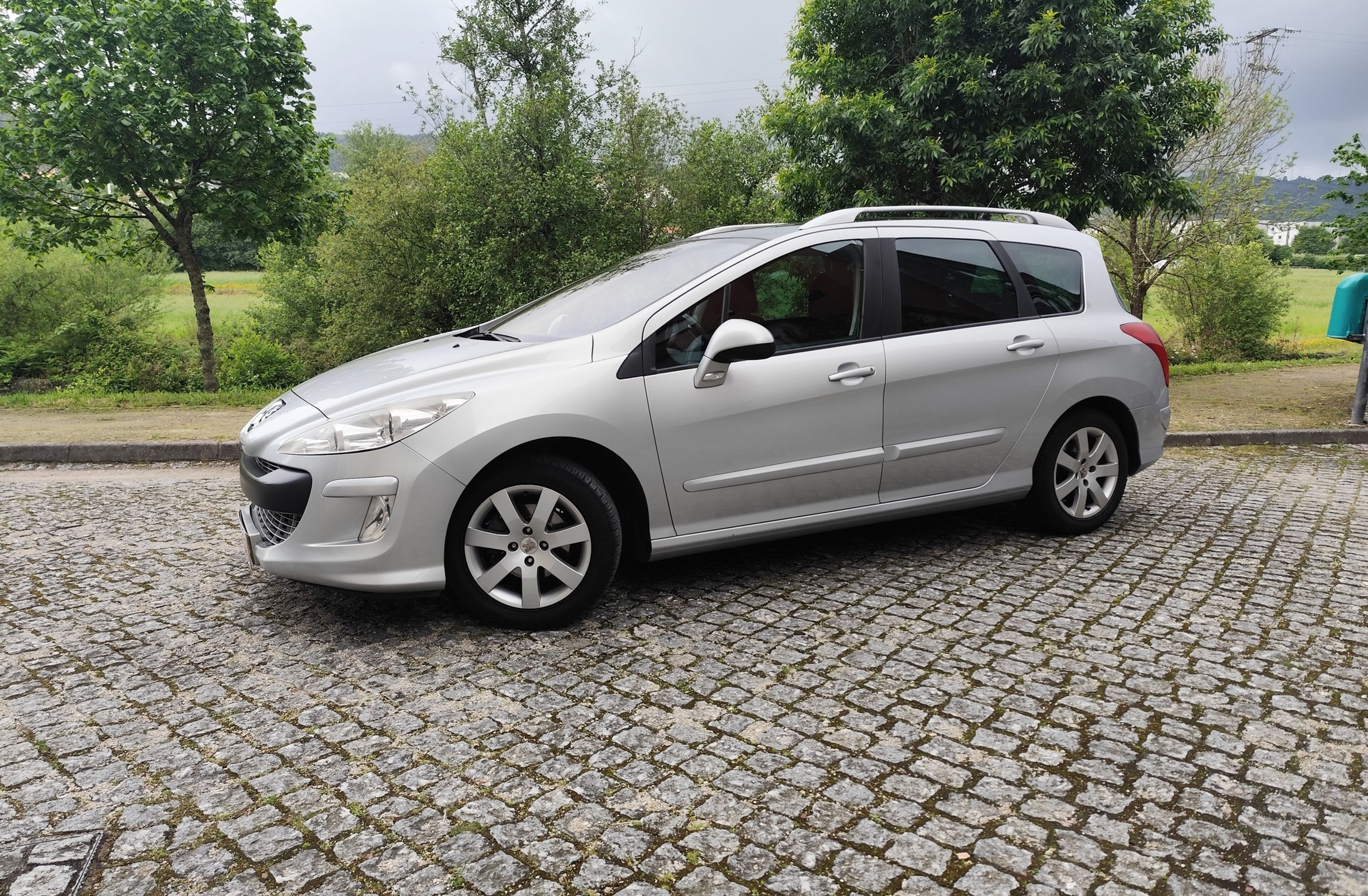 PEUGEOT 308 1.6 HDi Premium CVM6