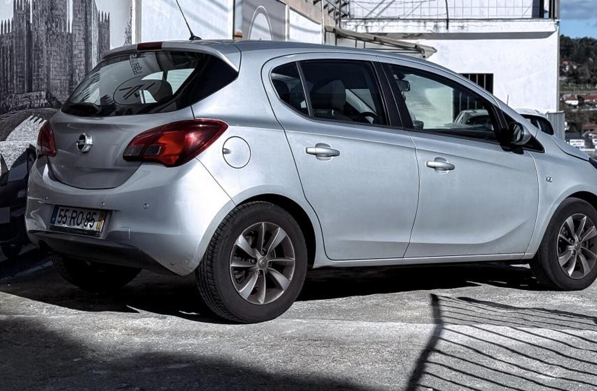 OPEL Corsa E Corsa 1.0 T Color Edition