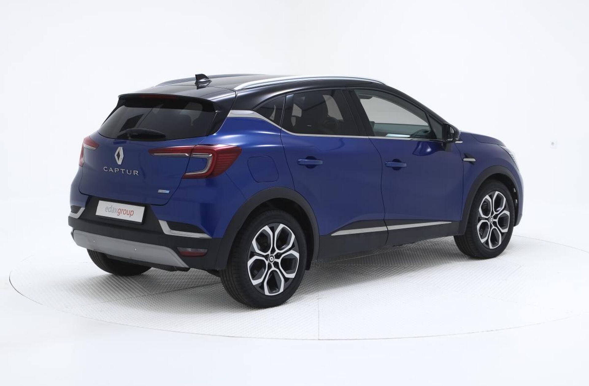 RENAULT Captur 1.6 E-Tech Plug-In Intens