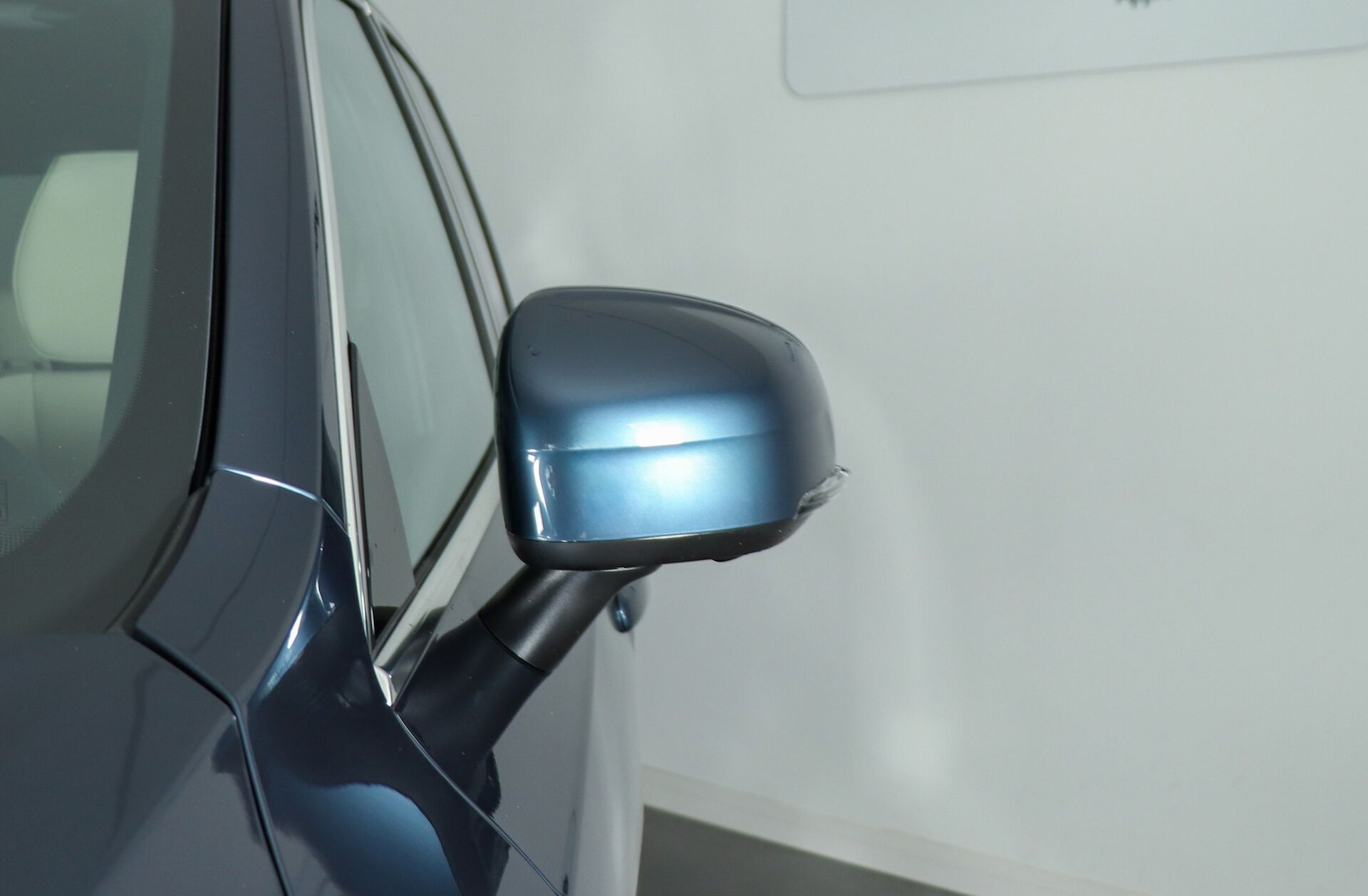 VOLVO XC90 2.0 T8 PHEV Plus Dark AWD