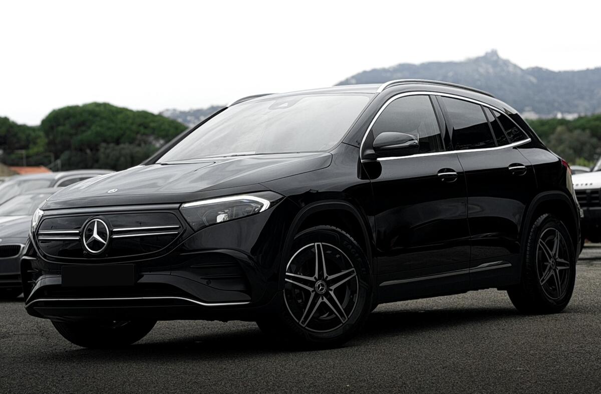 MERCEDES EQA 250+ AMG Line