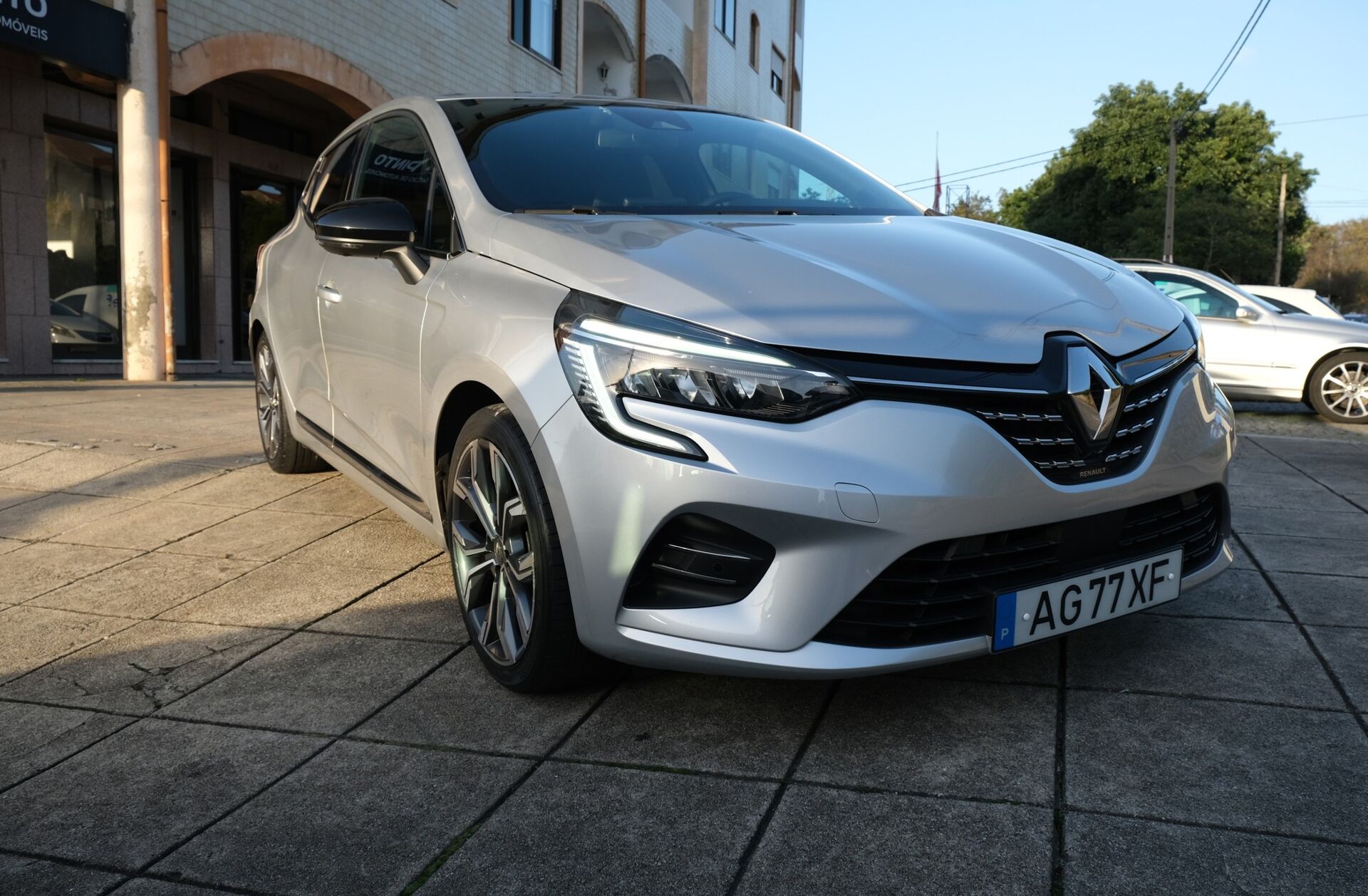 RENAULT Clio 1.0 TCe Exclusive