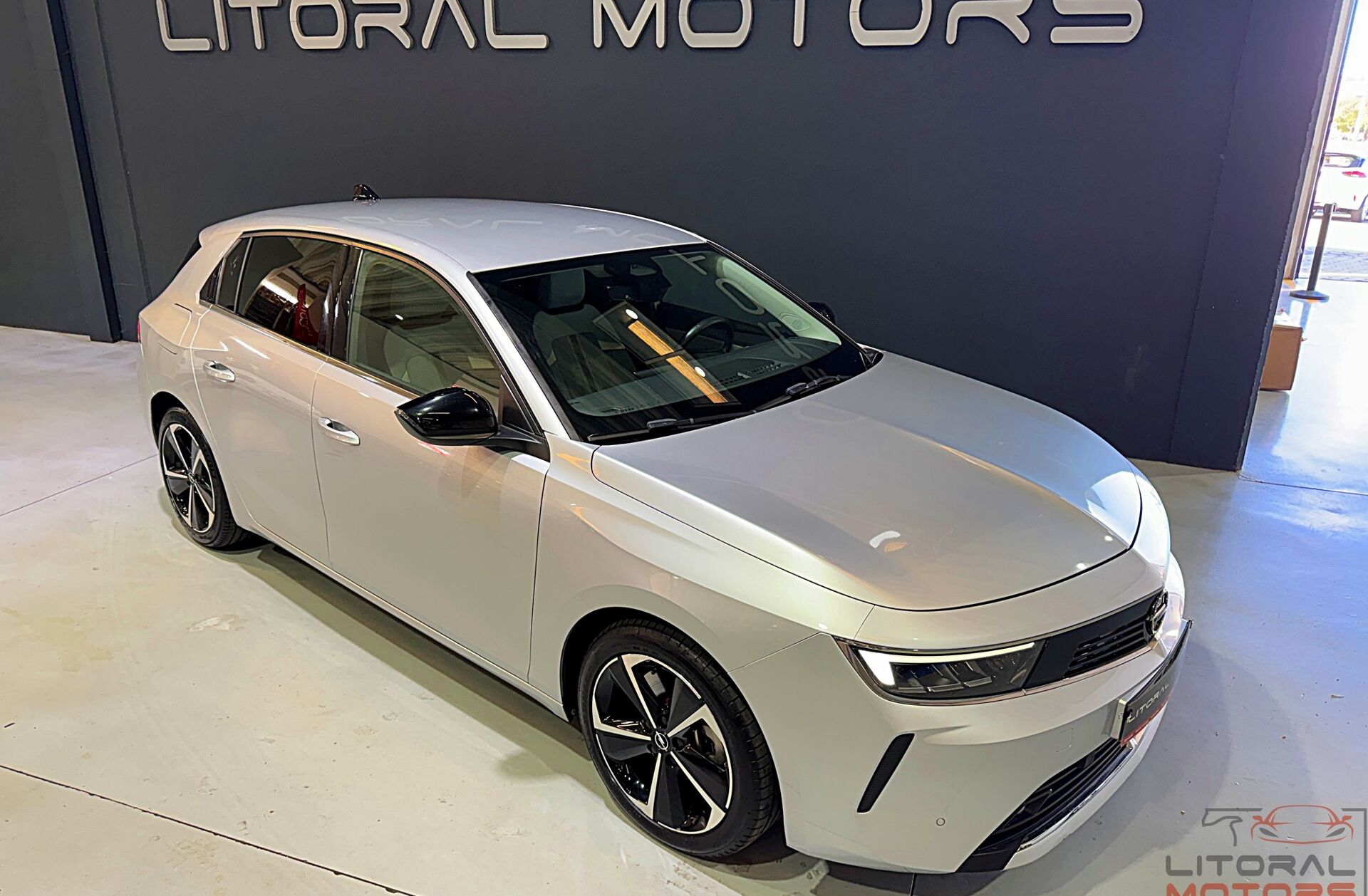 OPEL Astra 1.6 T PHEV Elegance