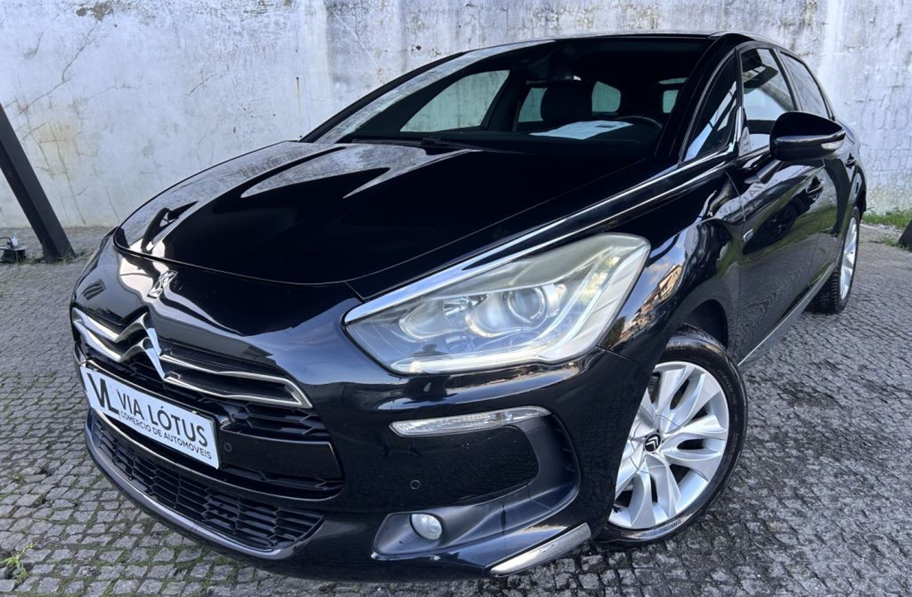 CITROEN DS 5 2.0 HDi Hybrid4 So Chic CMP6