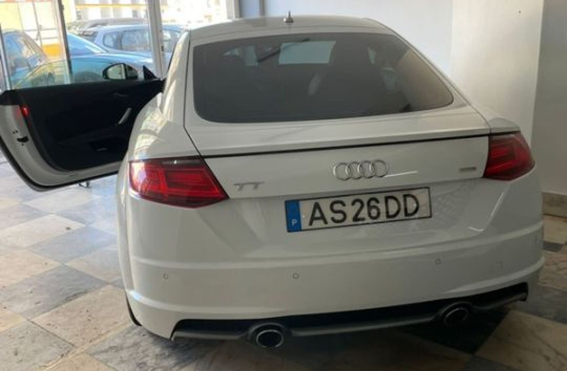 AUDI TT 2.0 TDi S-line