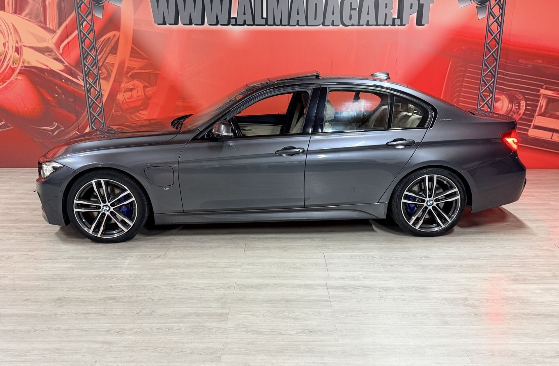BMW Serie-3 330 e iPerformance Pack M