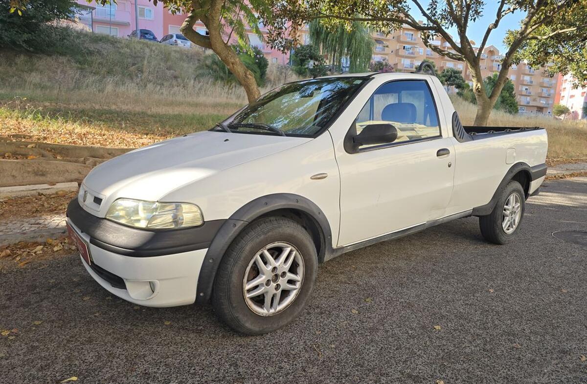 FIAT Strada 1.9 Ds