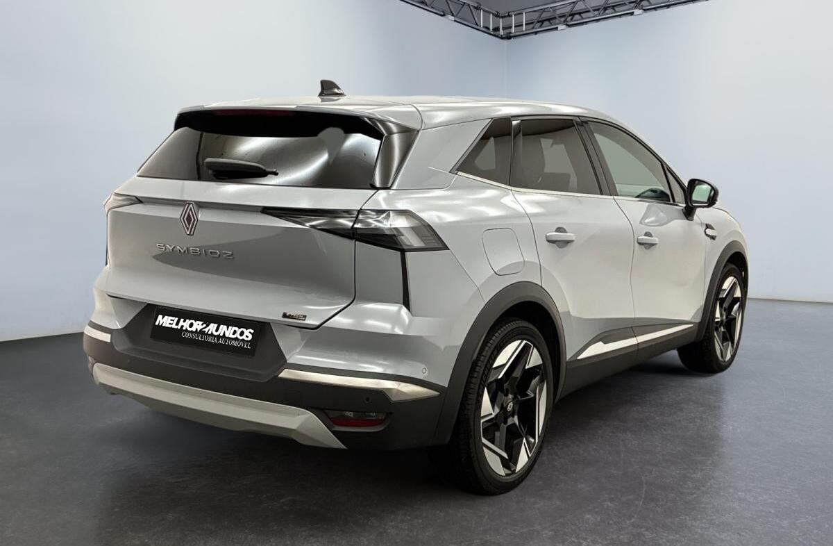 RENAULT Symbioz 1.6 E-Tech Full Hybrid Iconic