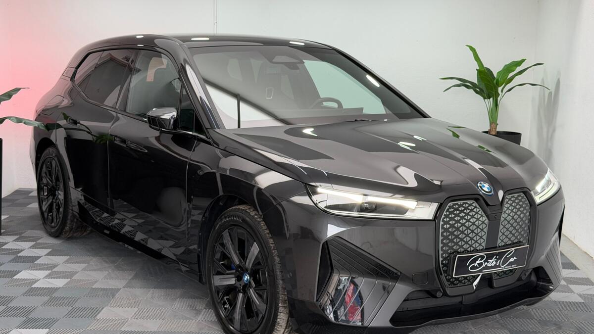 BMW IX Xdrive 50 Pack Desportivo