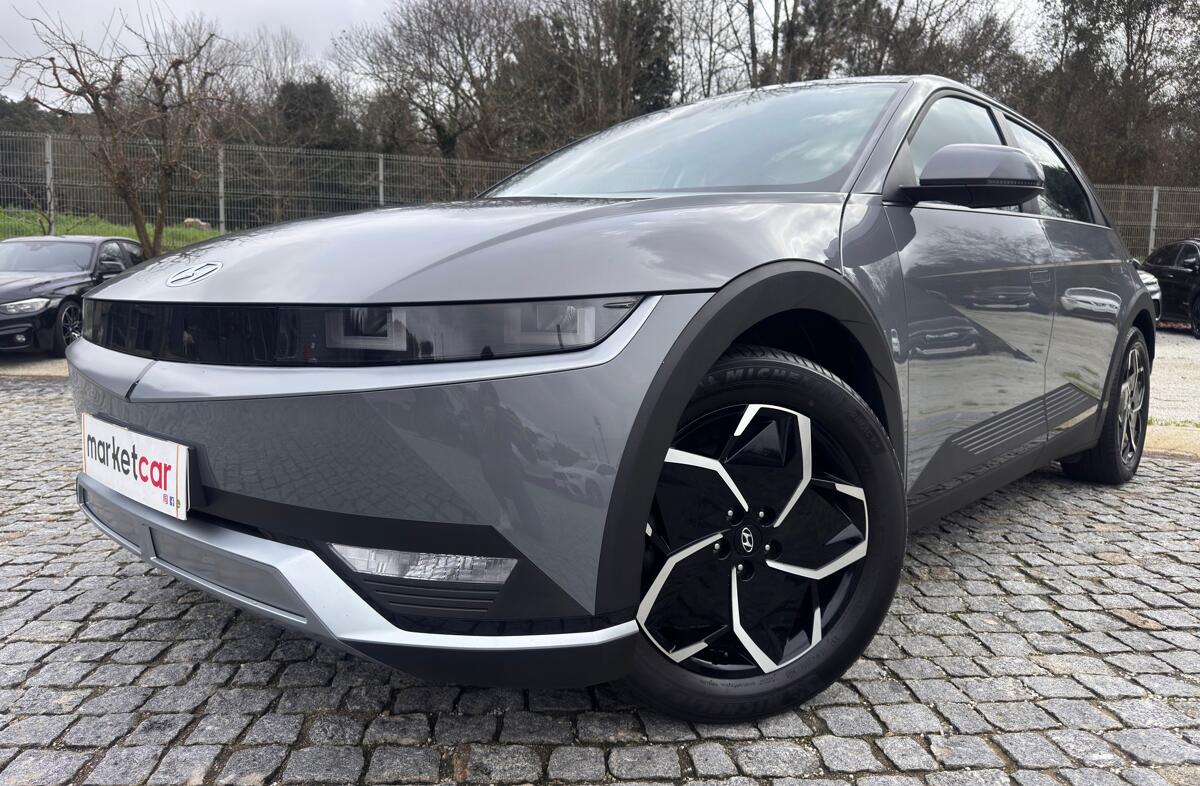 HYUNDAI Ioniq 5 77 kWh Premium