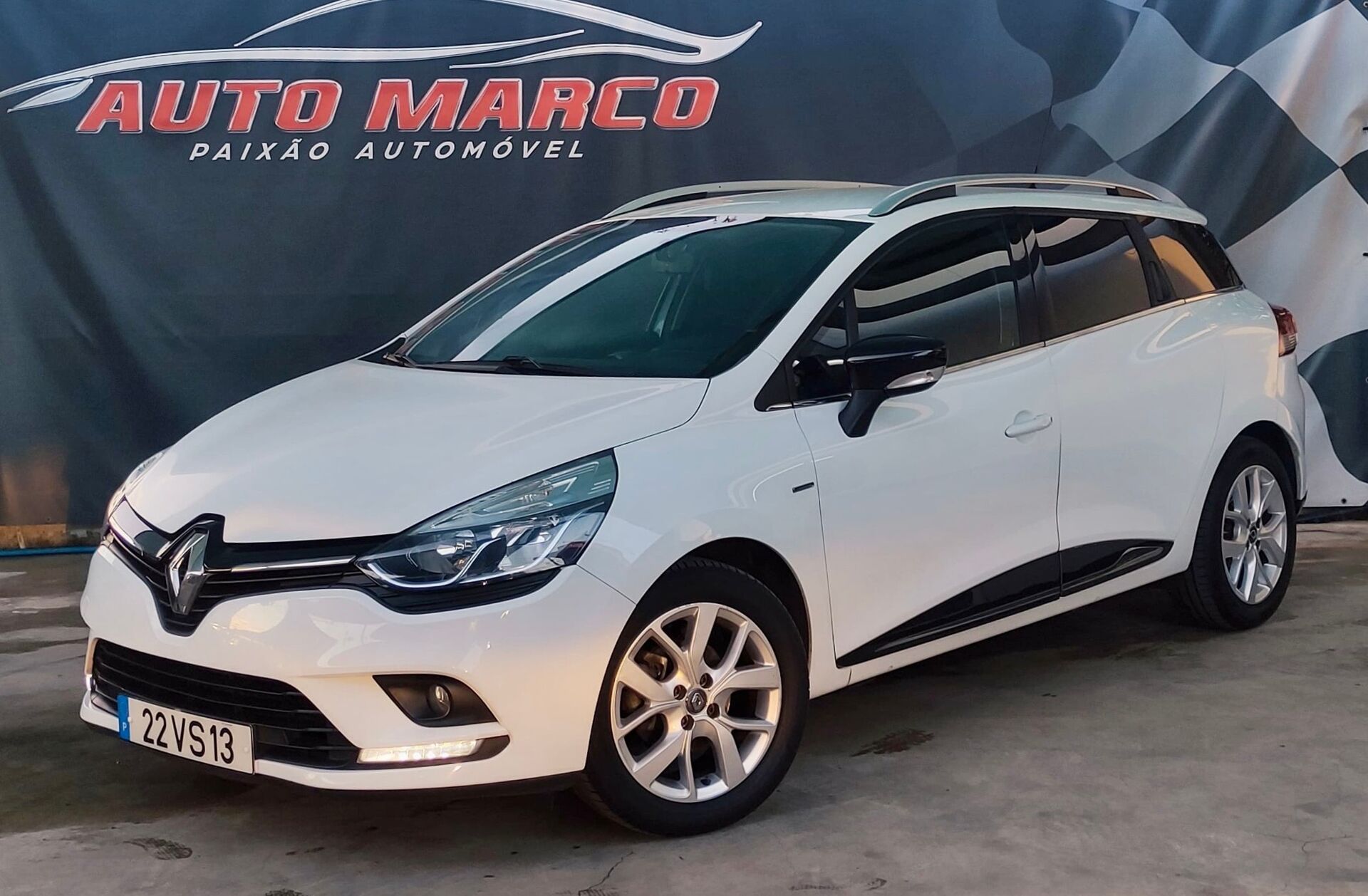 RENAULT Clio 1.5 dCi Limited