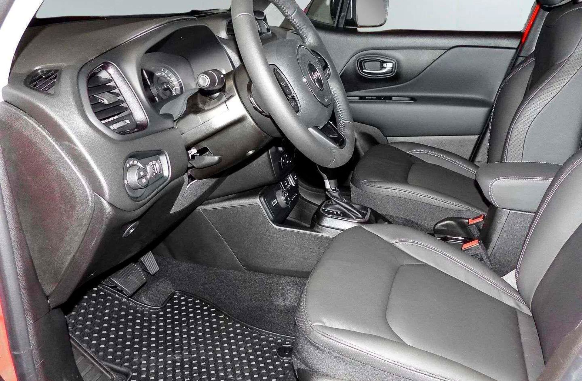 JEEP Renegade 1.3 TG 4Xe S